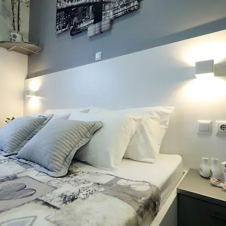 Studio Apartman Summer Flower Zadar Exterior photo