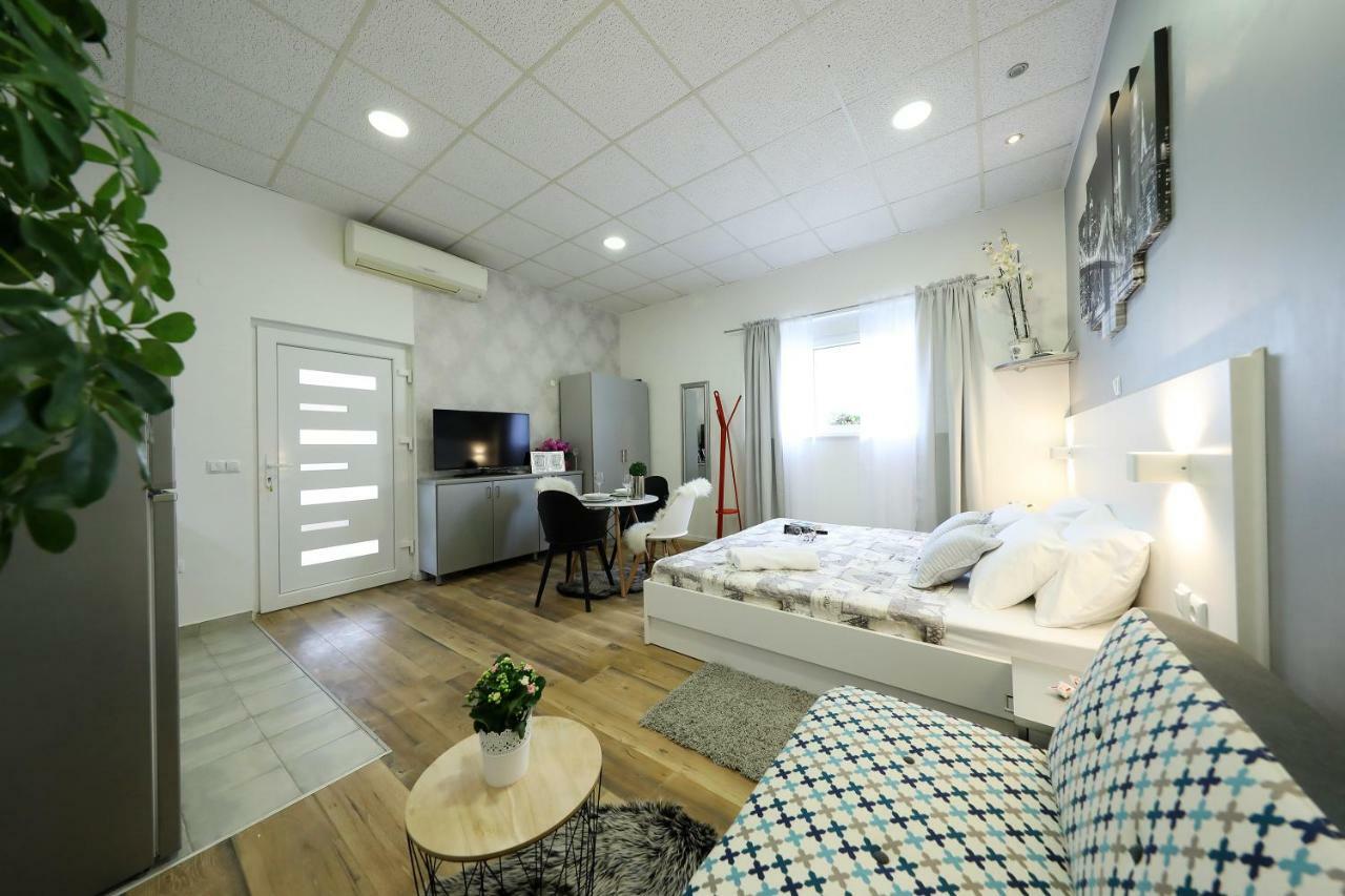 Summer Flower Apartman *